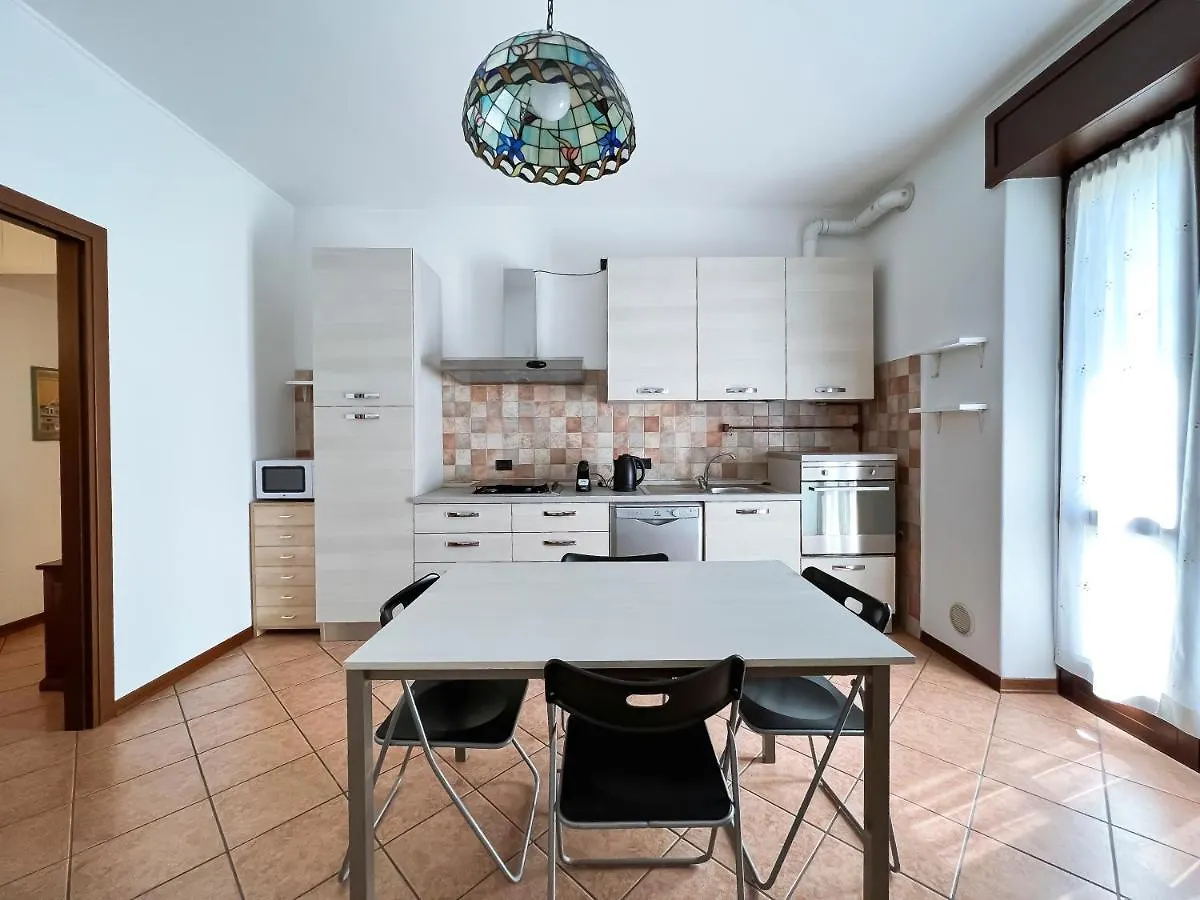 Amply Lit Harmony Home Via Brocchi Milan Italy
