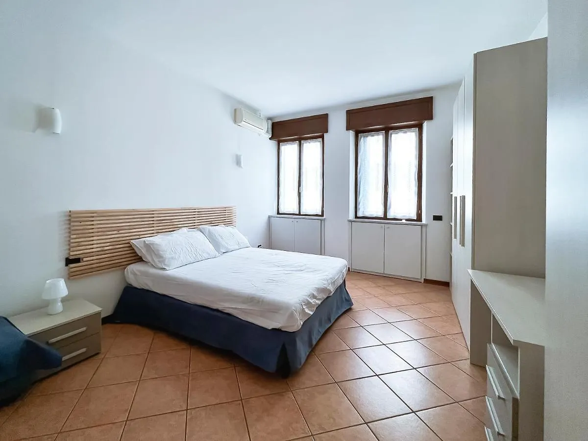 Amply Lit Harmony Home Via Brocchi Mediolan Apartament