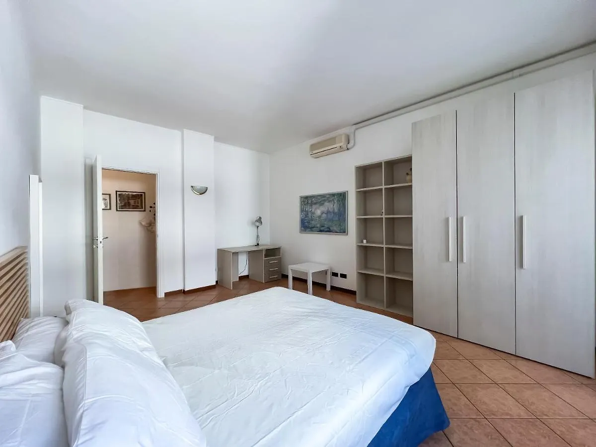 Amply Lit Harmony Home Via Brocchi Mediolan Apartament